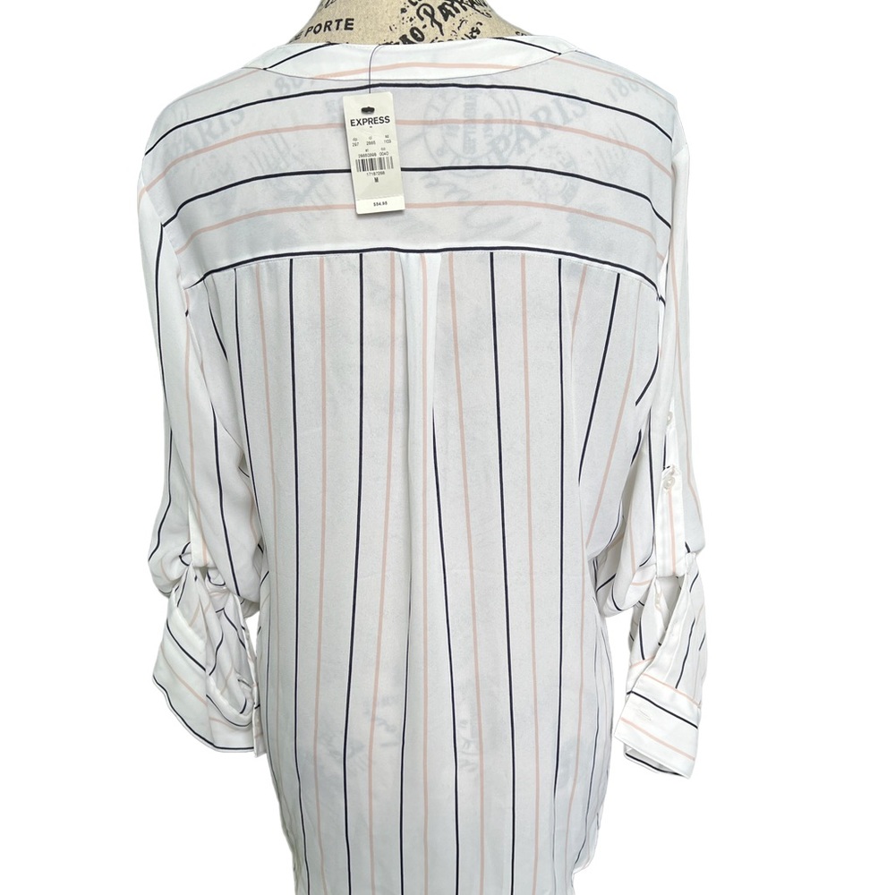 Express Blouse - Picture 9 of 11